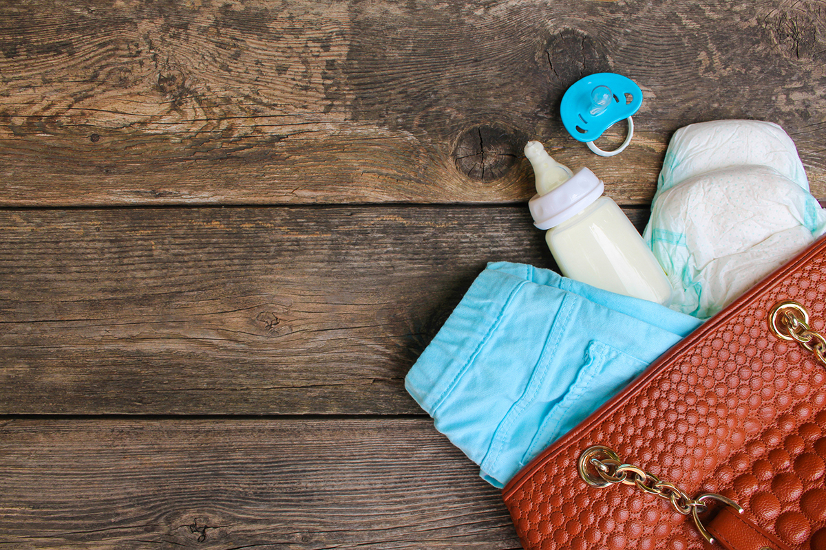 5 Must-Haves for Your Breast Pump Bag