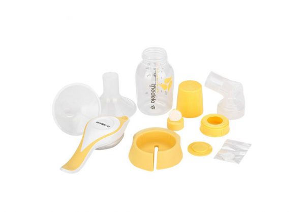 Medela Harmony Manual Breast Pump Set 1152x800